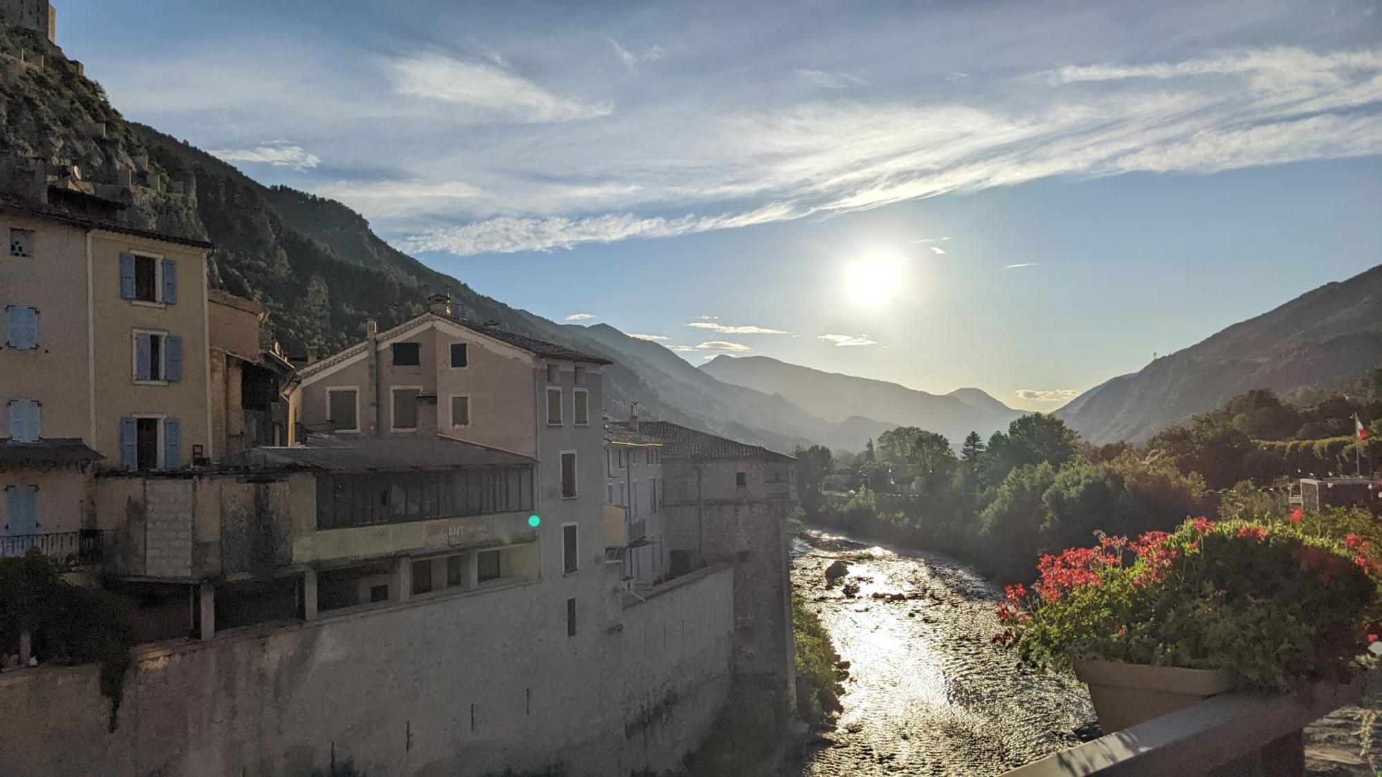 Les Gites D'Intervalles Entrevaux Exteriér fotografie